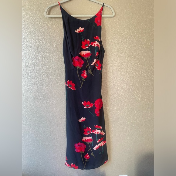 Wilfred Dresses & Skirts - Wilfred Creneau floral midi dress, size 6